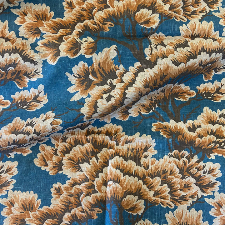 umi blue | swatch | linen blend