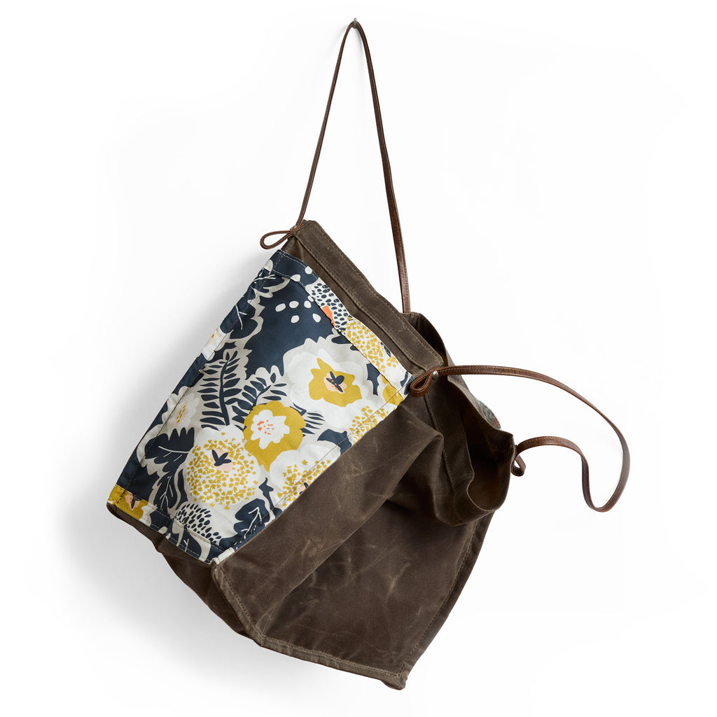 mekko + dark oak waxed canvas | FMT in mekko + dark oak waxed canvas