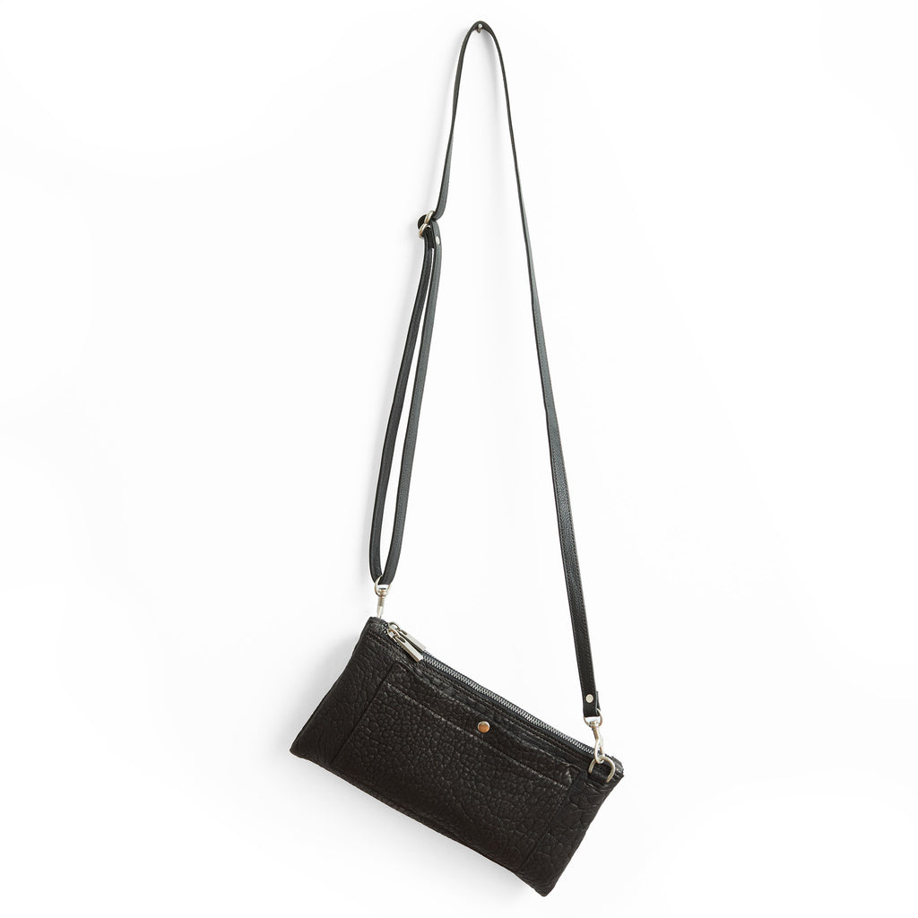 gemini in black pebble