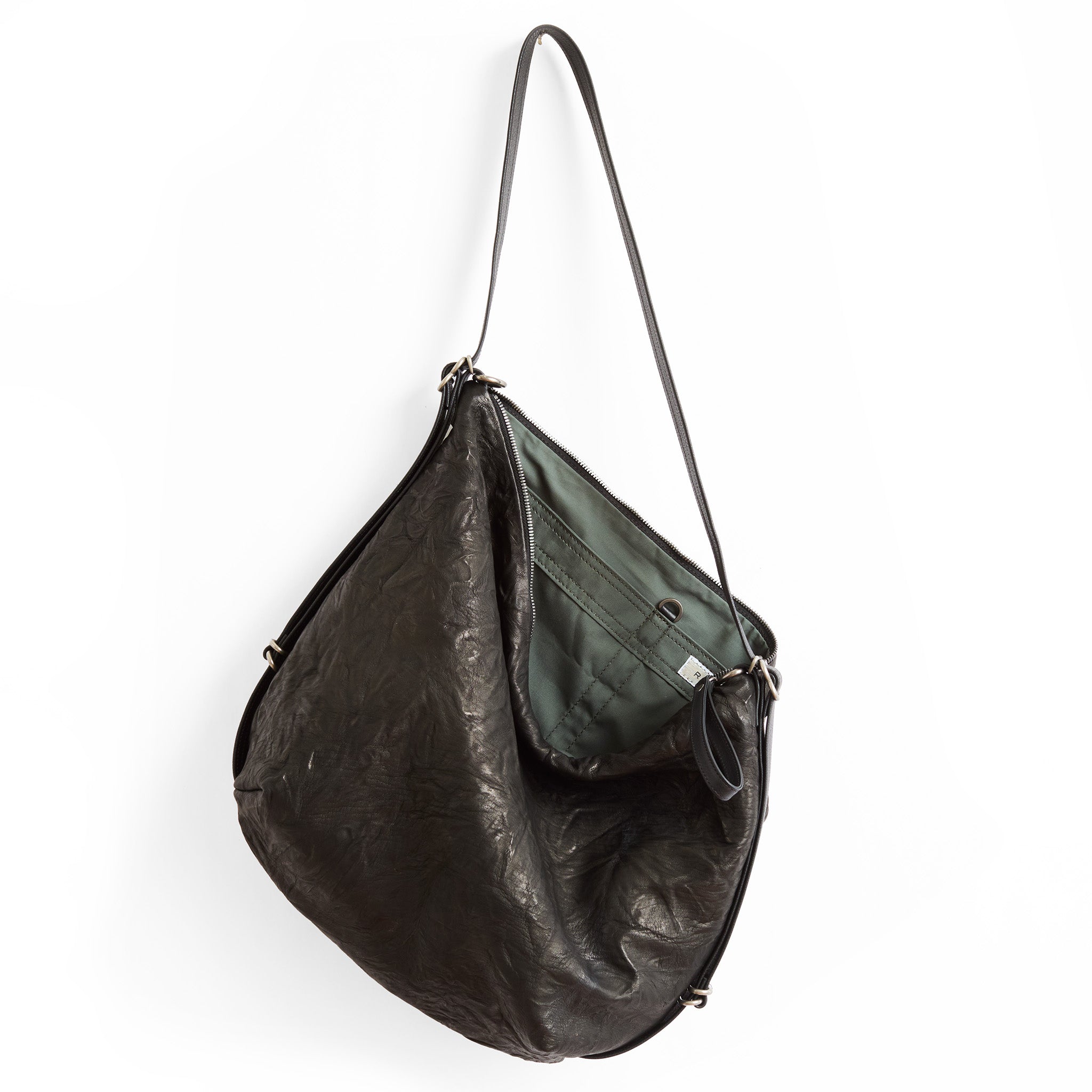 large hobo in moto black, showcasing interior oslo lining